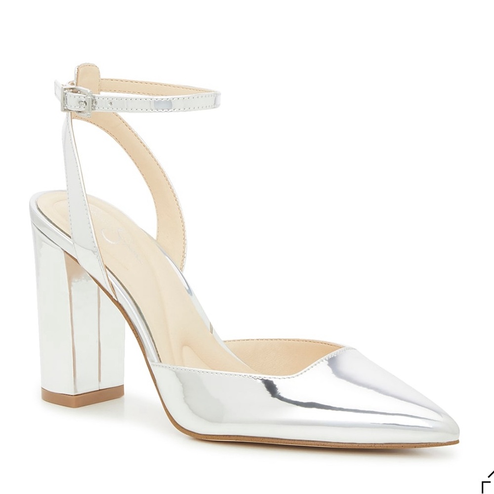 Jessica Simpson metallic silver pump, size 8